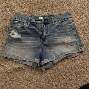 Booty jean shorts
